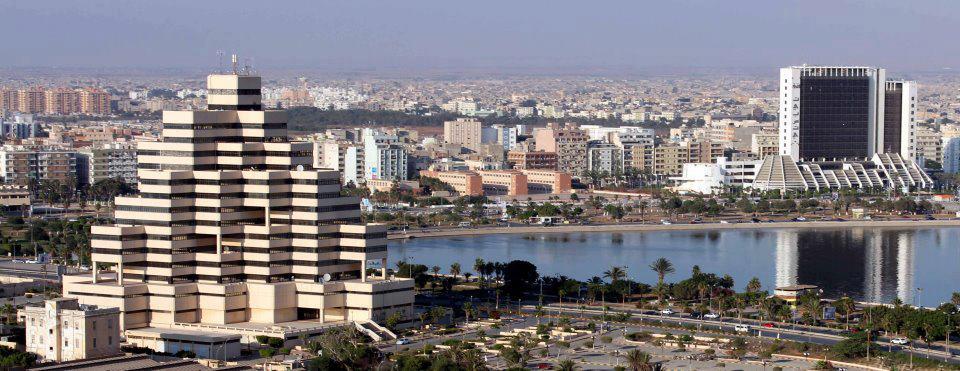مظاهرة تأييد تهتف باسم القذافي في بنغازي الليبية