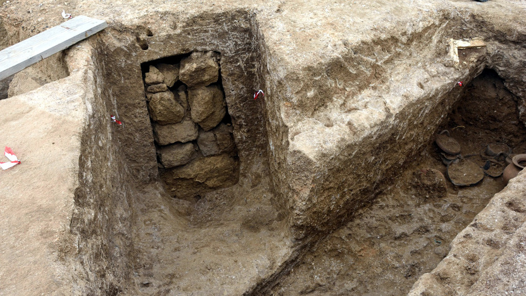 علماء ايطاليون عثروا  على كنز ثمين قد يكشف أسرارا جديدة عن إحدى أقدم الحضارات1