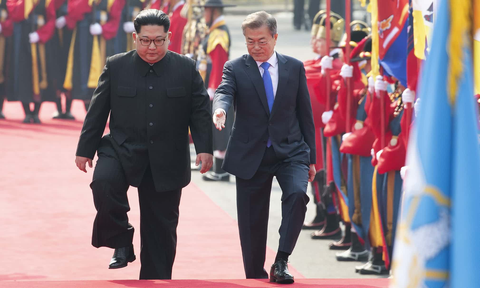 قمة تاريخية بين الزعيمين الكوريين1